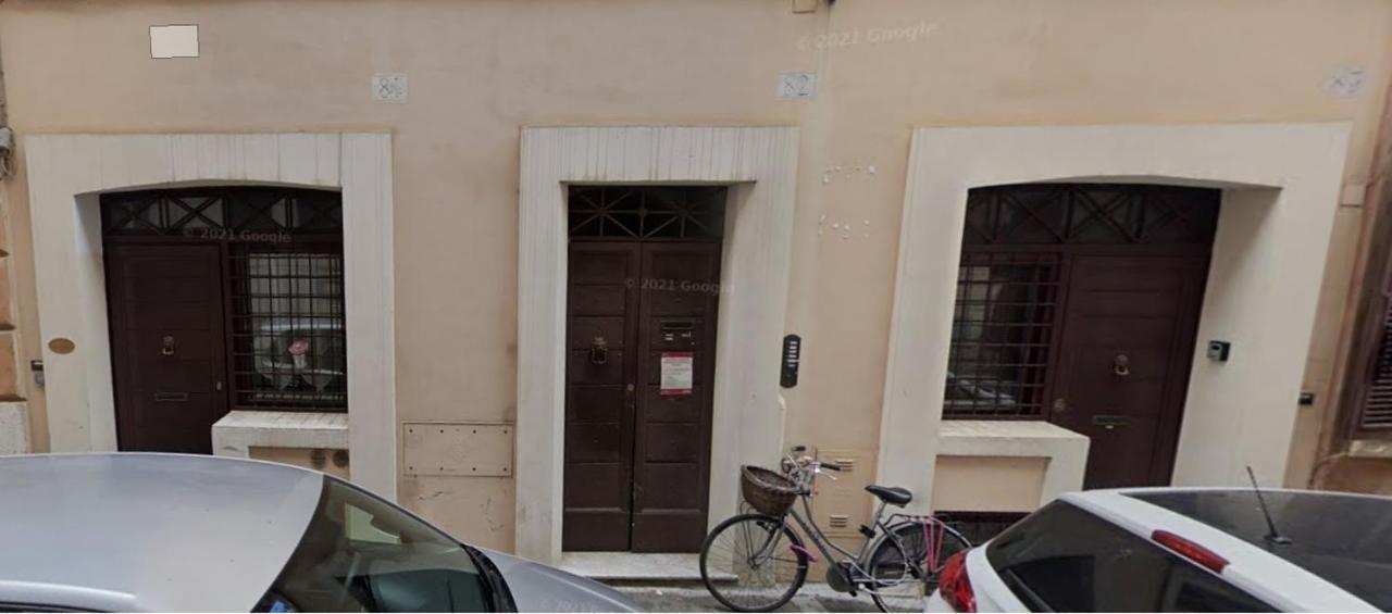 Chez Monti — Foto 1